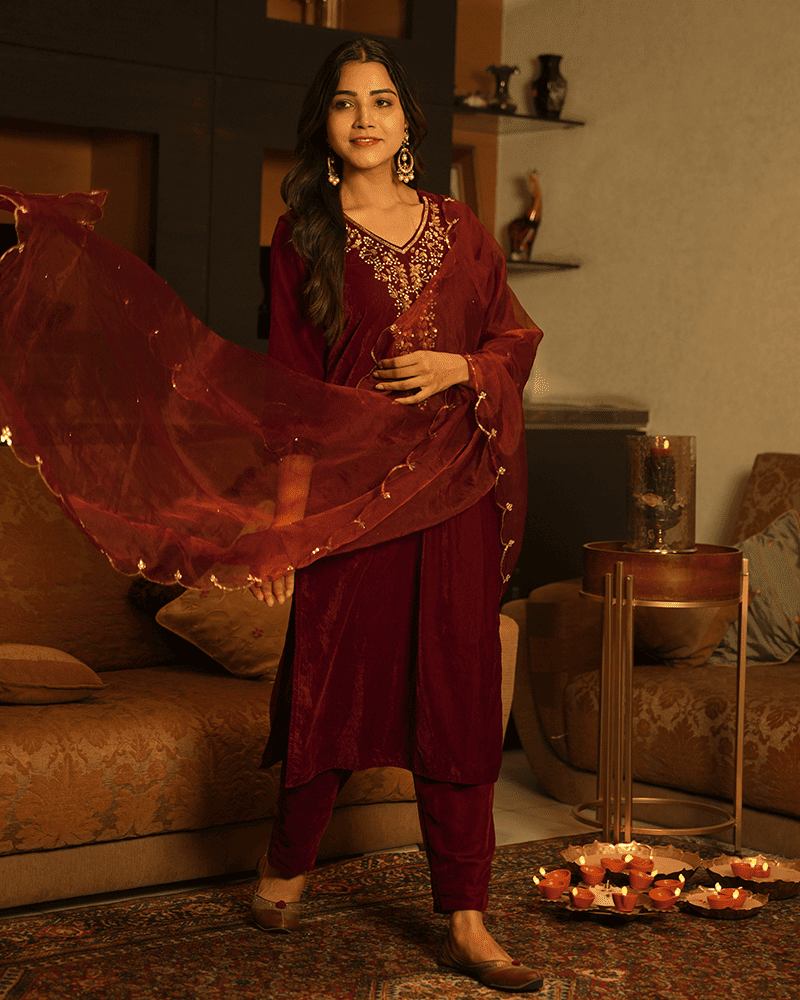 RUBY RED VELVET SUIT SET – Gulabi Dori