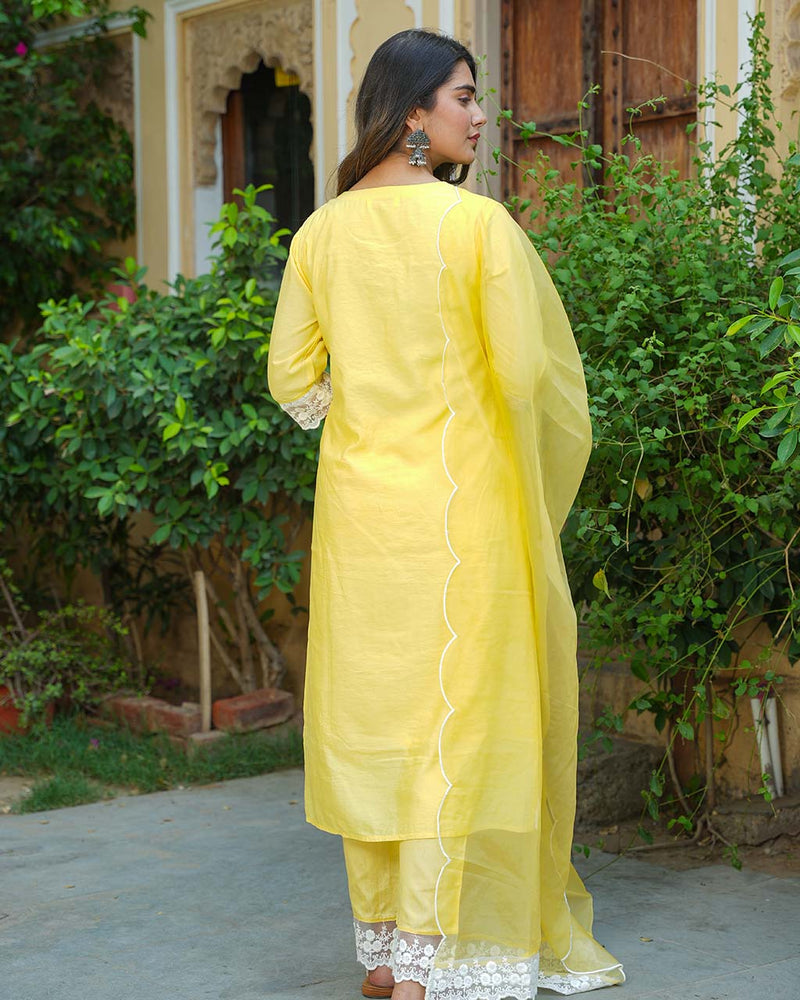 YELLOW CHANDERI SUIT SET WITH LACE WORK