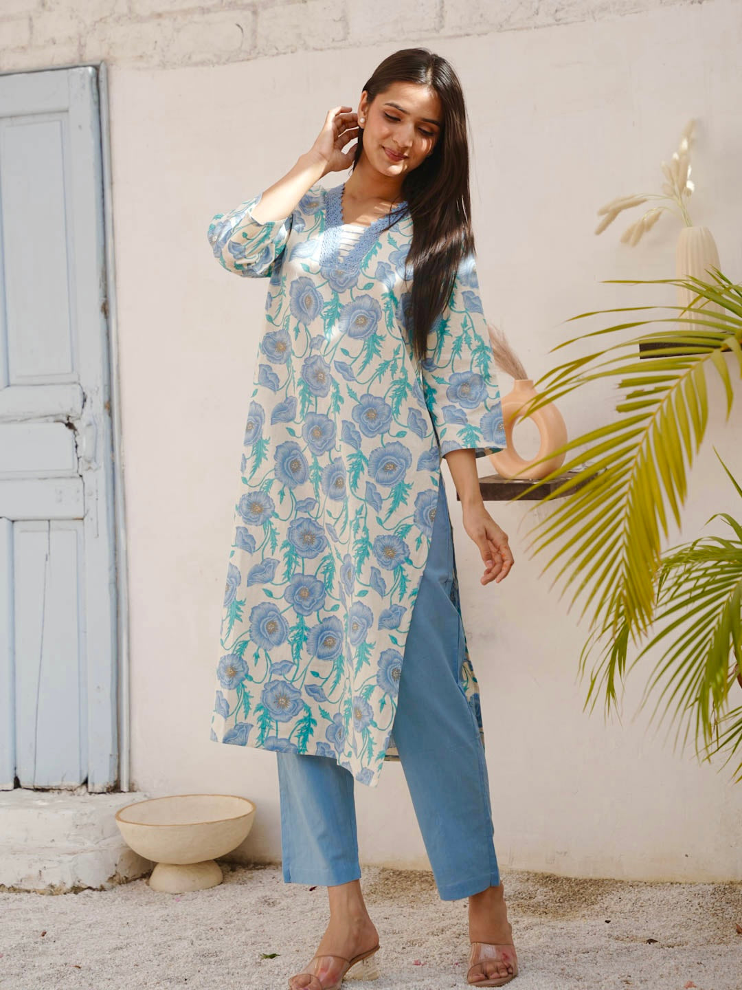 CREAM & BLUE FLOWER COTTON SLUB KURTA SET