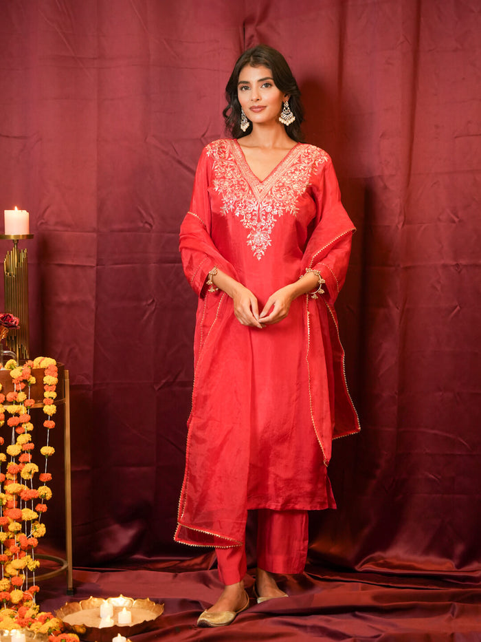 RED HEAVY PITTAN WORK SUIT SET WITH ORGANZA DUPATTA