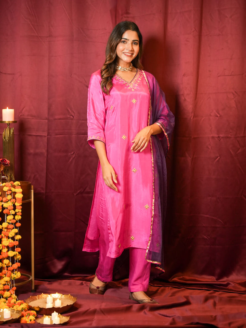 PINK DABKA WORK SUIT SET WITH ORGANZA DUPATTA