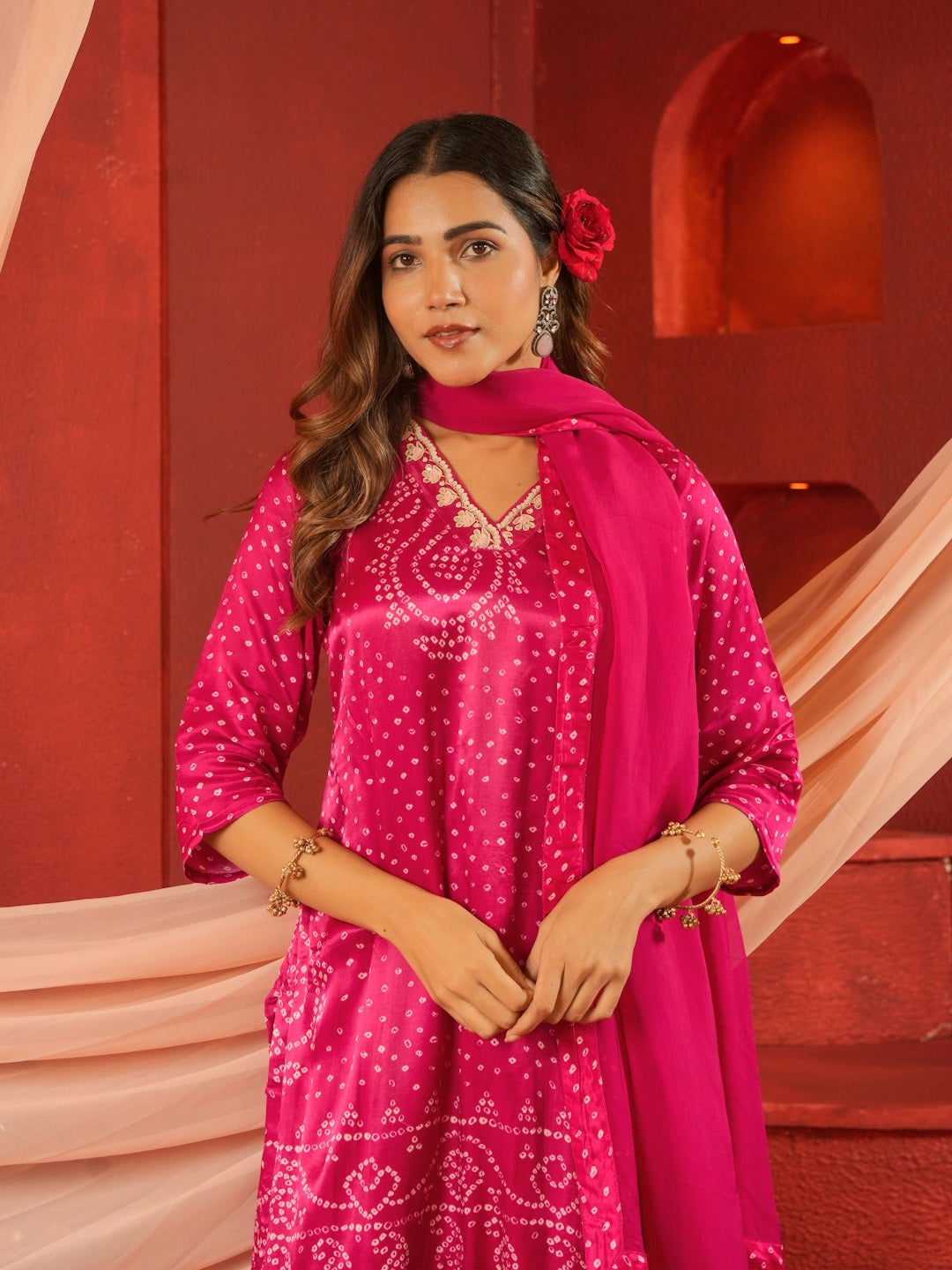 RANI BANDHEJ PRINT SUIT SET WITH ORGANZA DUPATTA