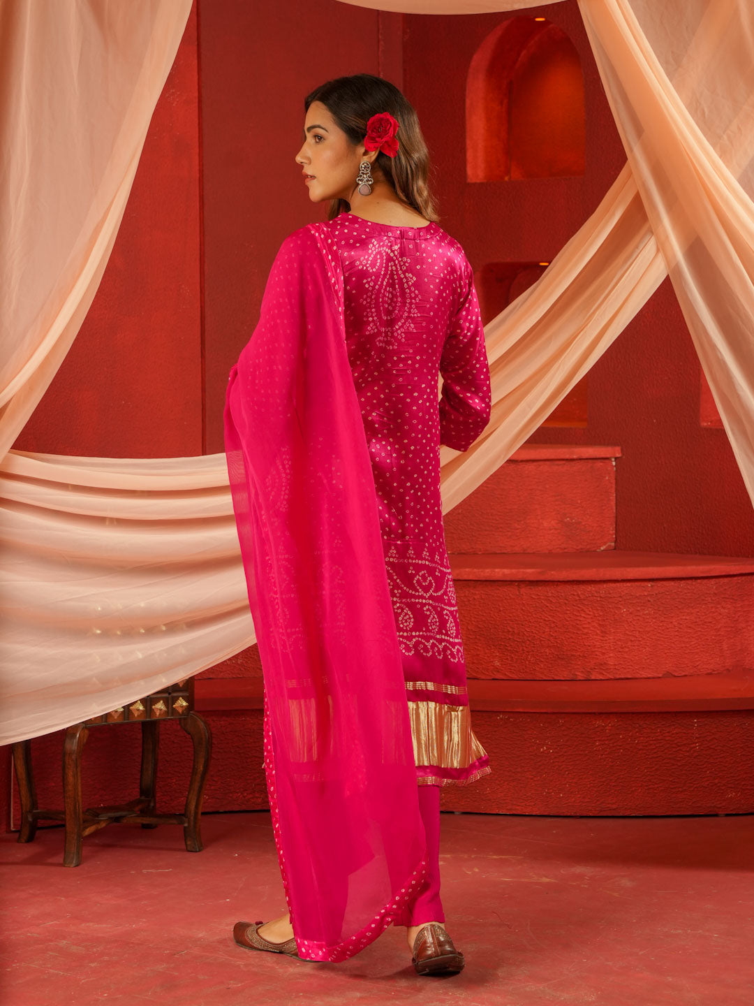 RANI BANDHEJ PRINT SUIT SET WITH ORGANZA DUPATTA