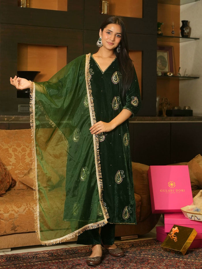 PEACOCK GREEN VELVET SUIT SET WITH HANDWORK