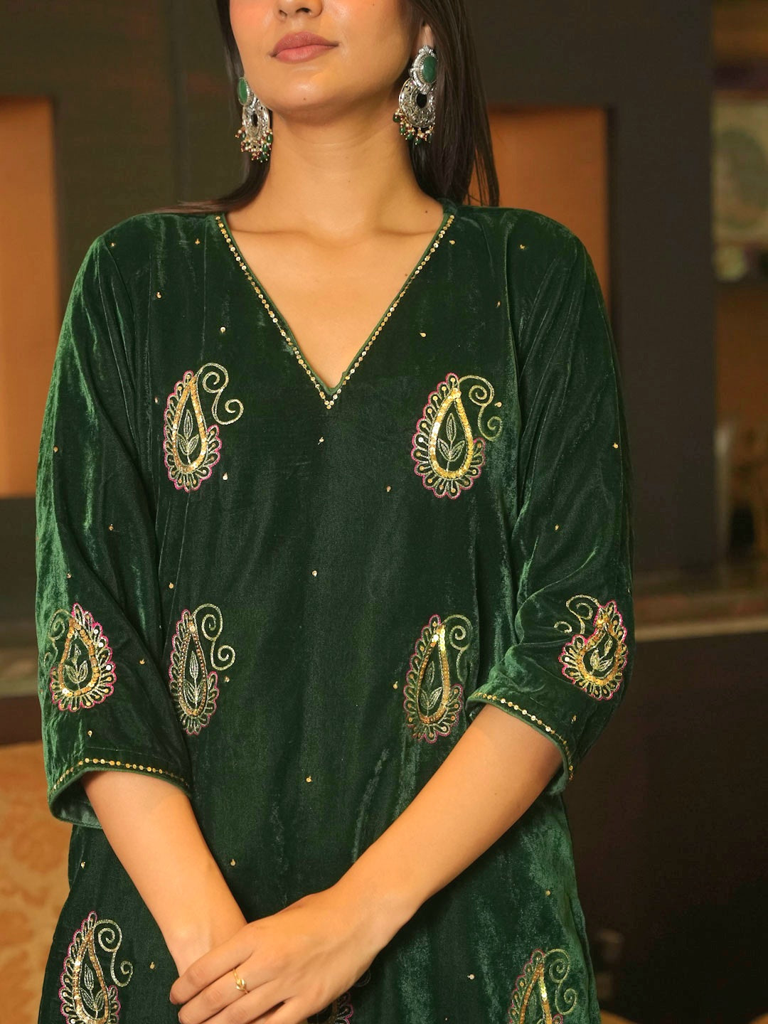 PEACOCK GREEN VELVET SUIT SET WITH HANDWORK