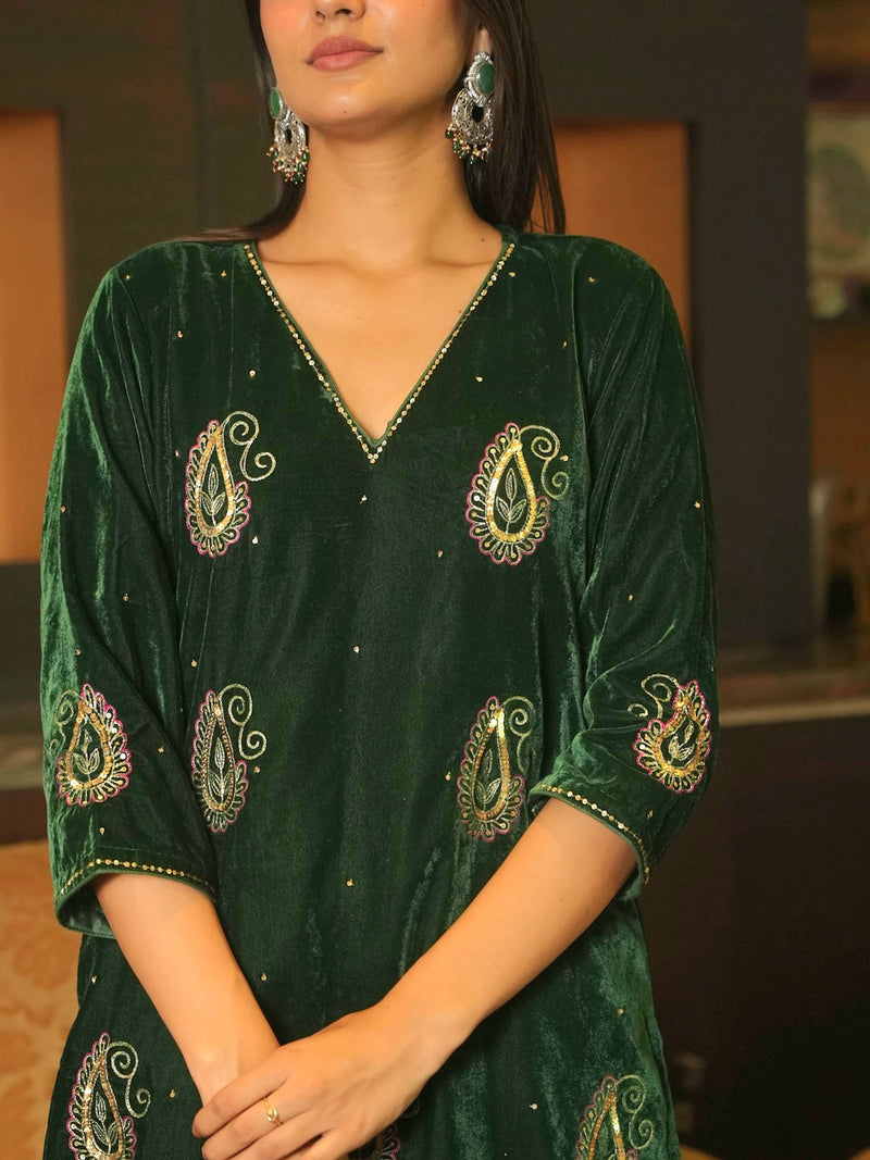 PEACOCK GREEN VELVET SUIT SET WITH HANDWORK