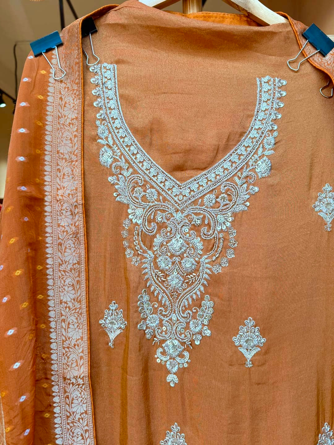 BRICK ORANGE TISSUE UNSTITCHED SUIT SET