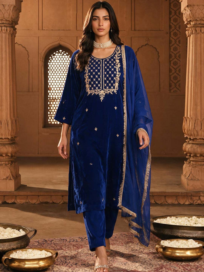 SAPPHIRE VELVET SUIT SET WITH HANDWORK