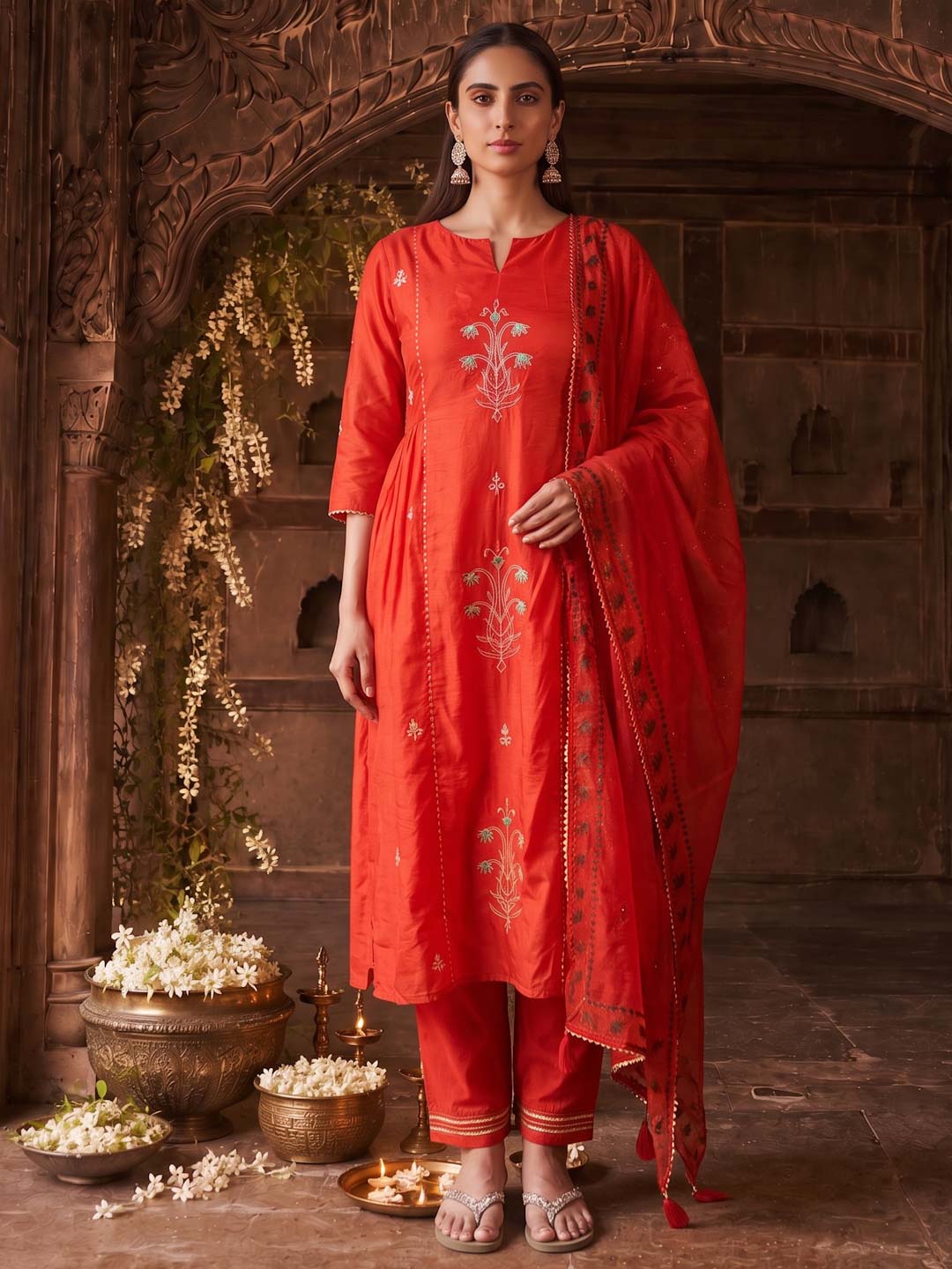 RED CHANDERI SUIT SET WITH PITTAN WORK
