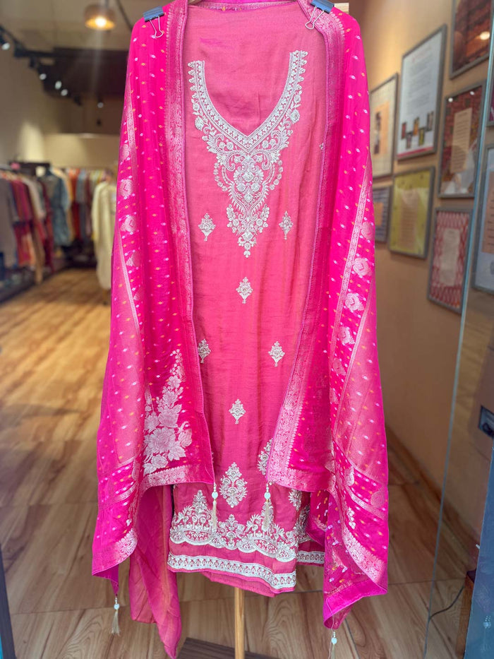 PINK TISSUE UNSTITCHED SUIT SET