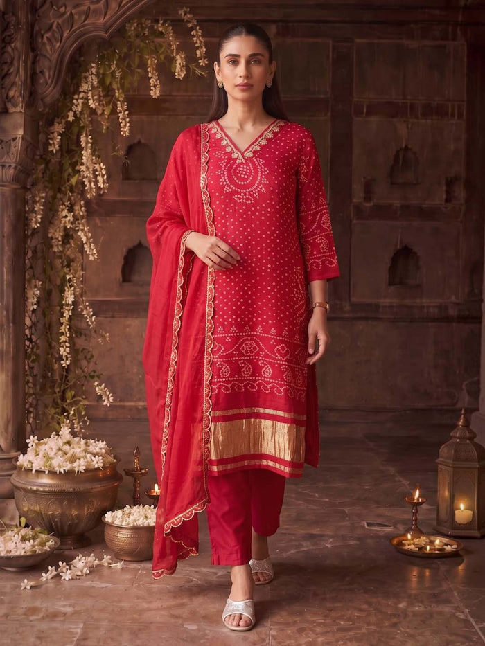 RED BANDHEJ PRINT SUIT SET WITH ORGANZA DUPATTA