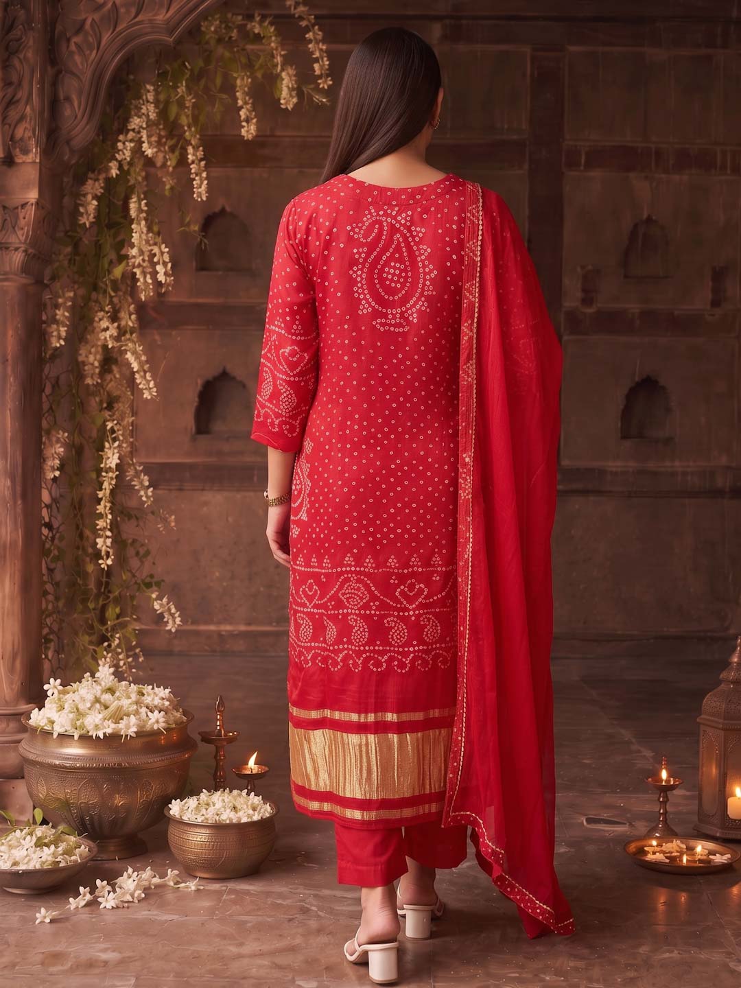 RED BANDHEJ PRINT SUIT SET WITH ORGANZA DUPATTA
