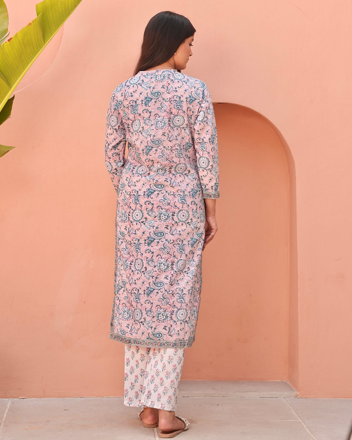 WHITE & SOFT PINK COTTON HANDBLOCK KURTA SET