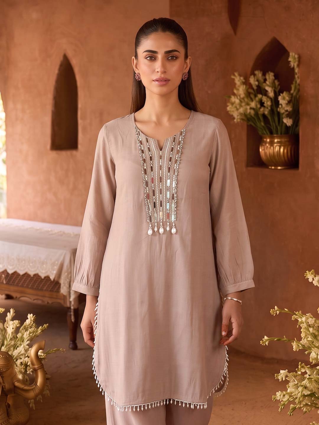 BEIGE CHANDERI HANDWORK CO-ORD SET