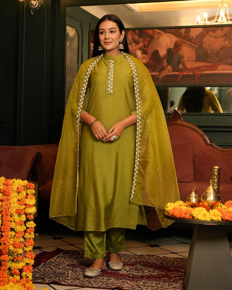 OLIVE MUSLIN SUIT SET