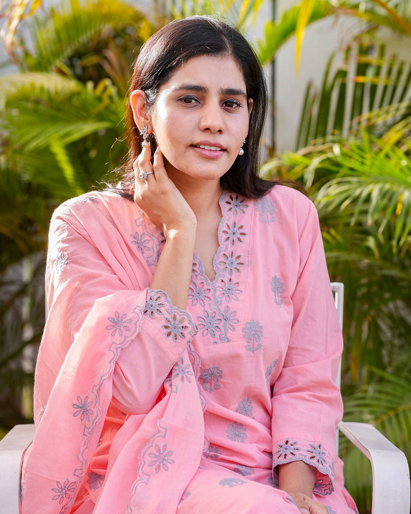 PEACH PINK COTTON SUIT SET WITH LACEWORK