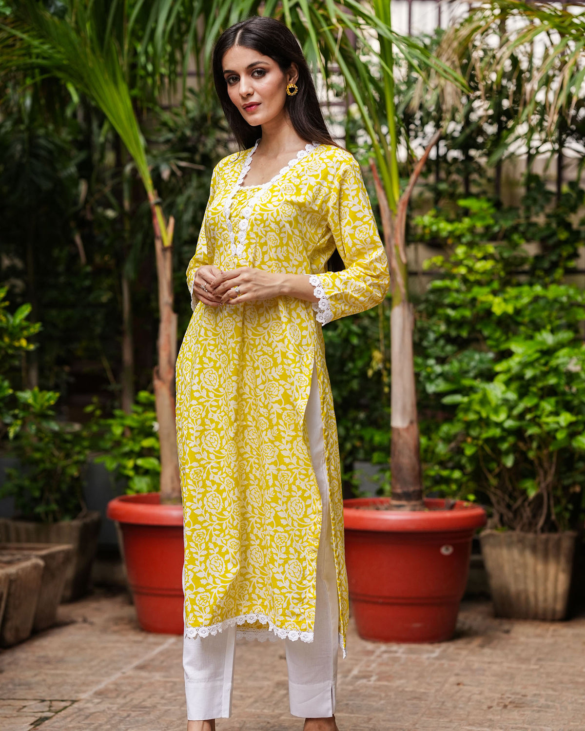 LIME YELLOW COTTON KURTA WITH LACE