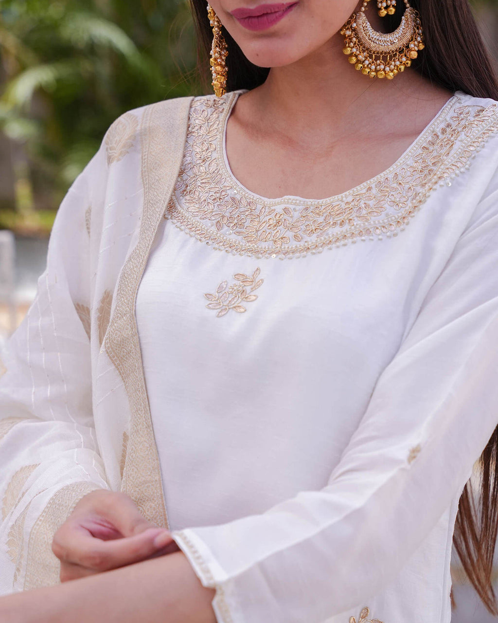 CREAM MUSLIN SUIT SET WITH BANARASI DUPATTA