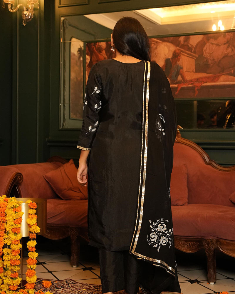 BLACK HAND PAINTED OPADA SUIT SET