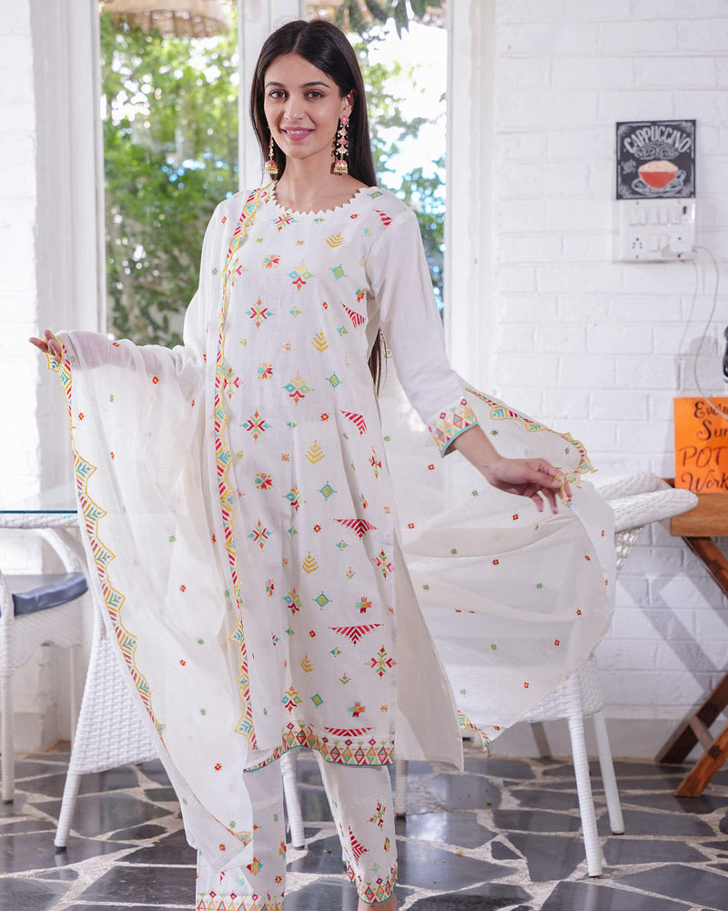 WHITE MULTI COLOURED COTTON FLEX SUIT SET