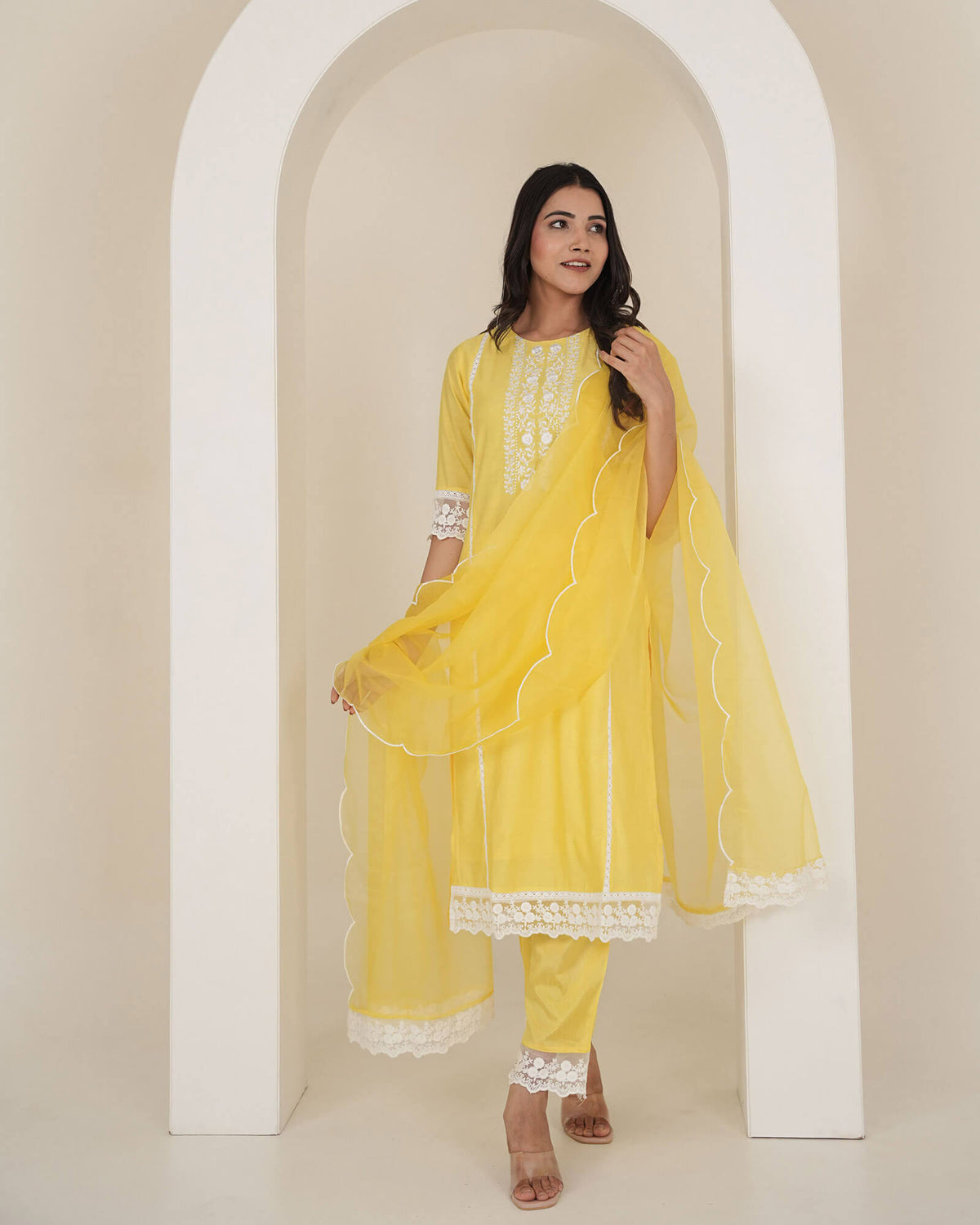 YELLOW CHANDERI SUIT SET WITH LACE WORK