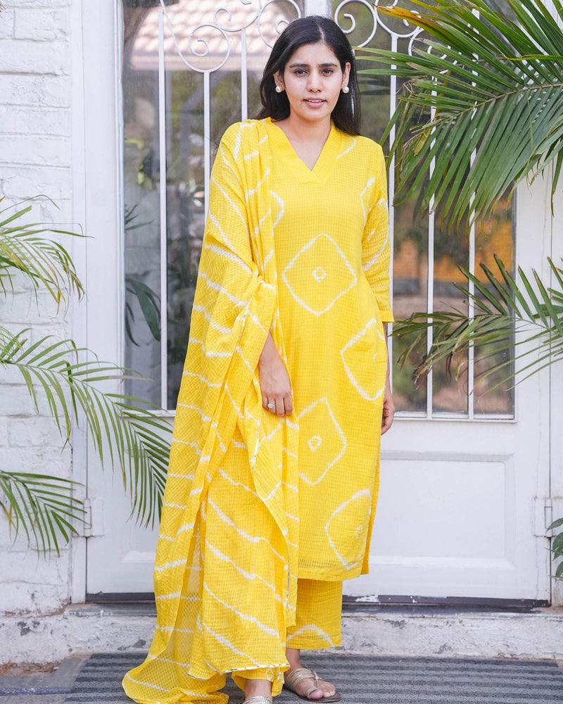 YELLOW COTTON CHECKS SUIT SET WITH LINING