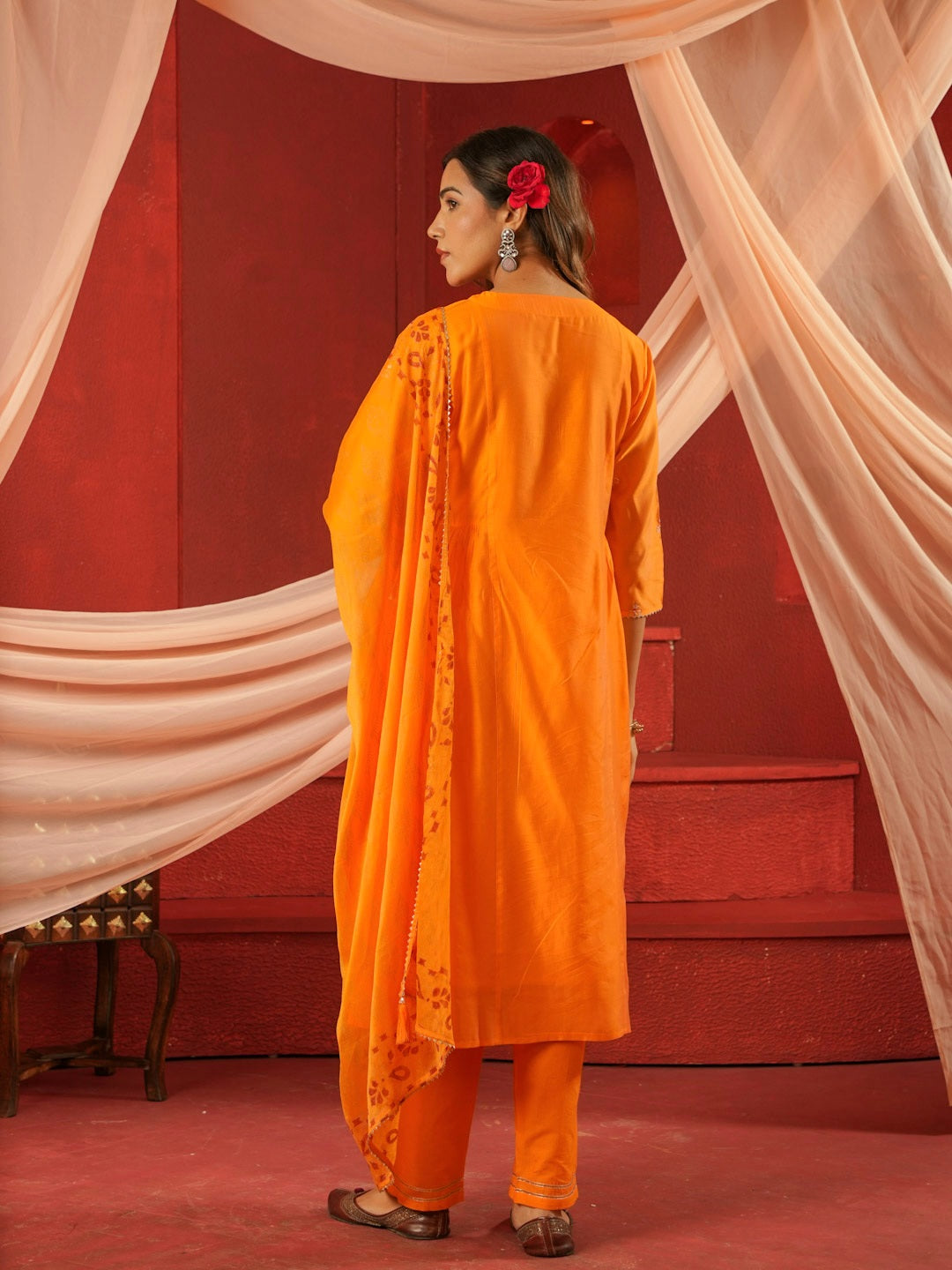 ORANGE CHANDERI SUIT SET WITH PITTAN WORK