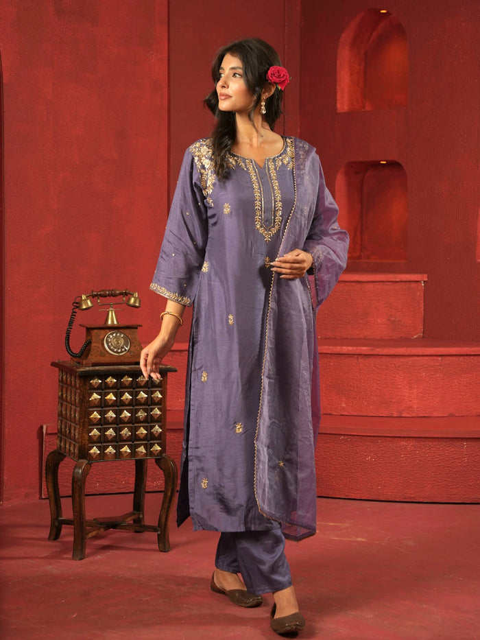 MIDNIGHT ORCHID SUIT SET WITH HANDWORK