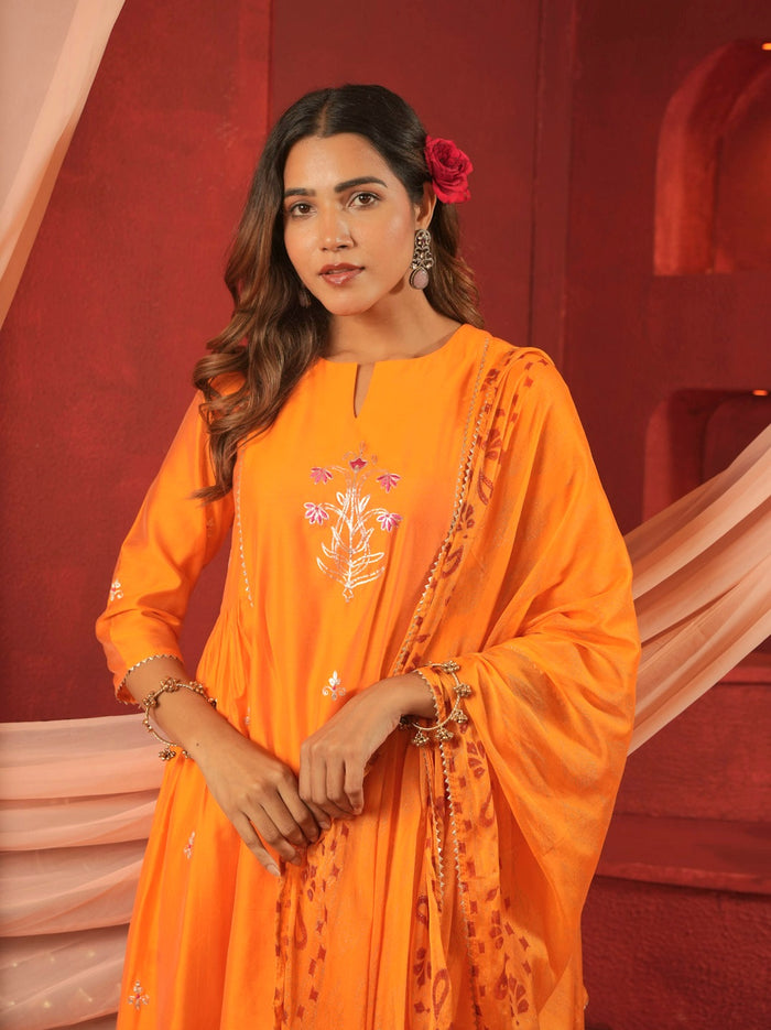 ORANGE CHANDERI SUIT SET WITH PITTAN WORK