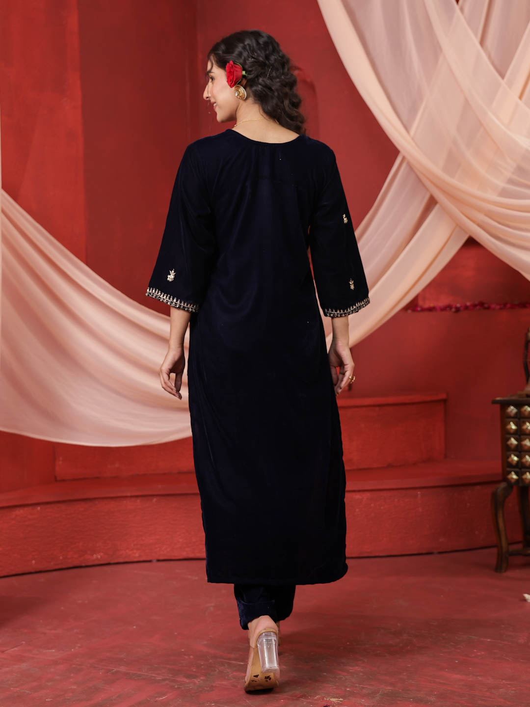 NAVY BLUE VELVET SUIT SET WITH HANDWORK