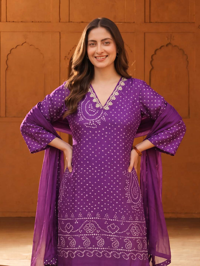 VIOLET BANDHEJ PRINT SUIT SET WITH ORGANZA DUPATTA