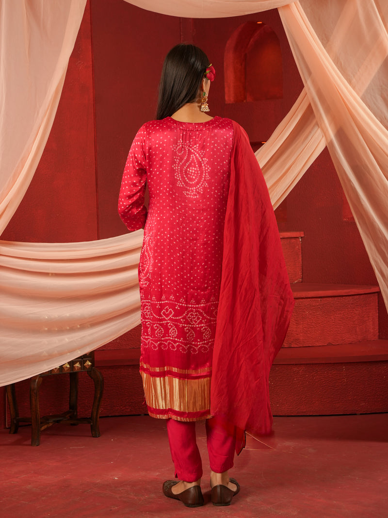 RED BANDHEJ PRINT SUIT SET WITH ORGANZA DUPATTA