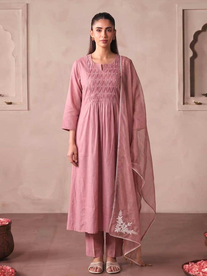EARTHY PINK SMOCKING WORK SUIT SET WITH ORGANZA DUPATTA