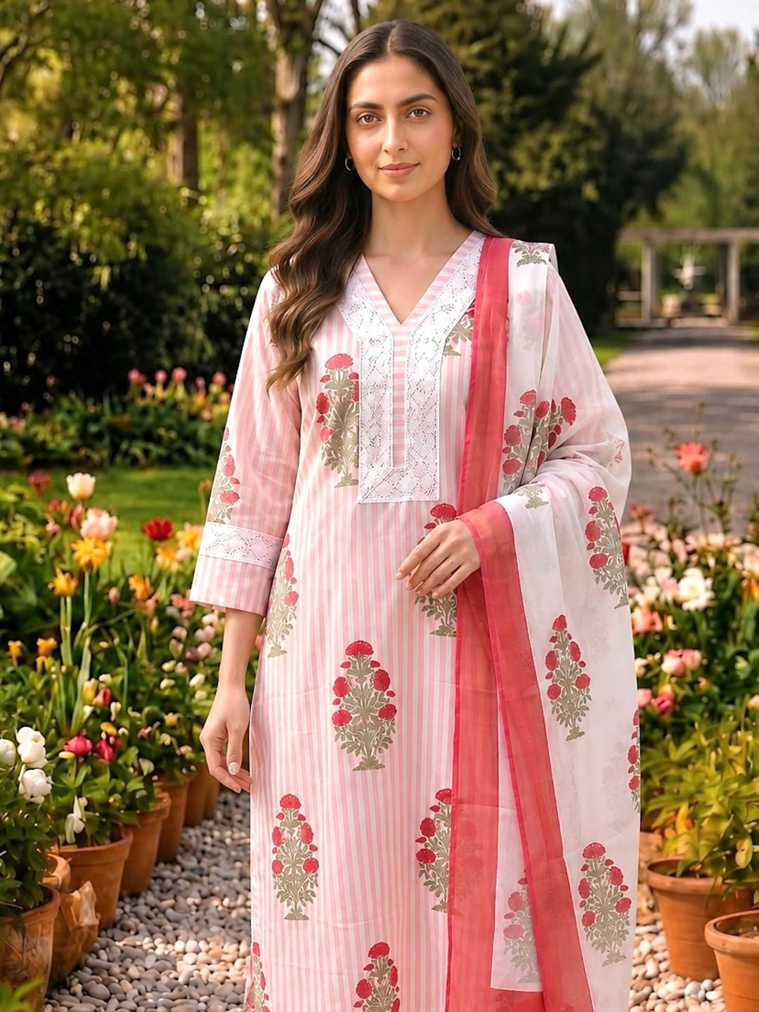 PINK & WHITE COTTON HANDBLOCK SUIT SET WITH LACE WORK