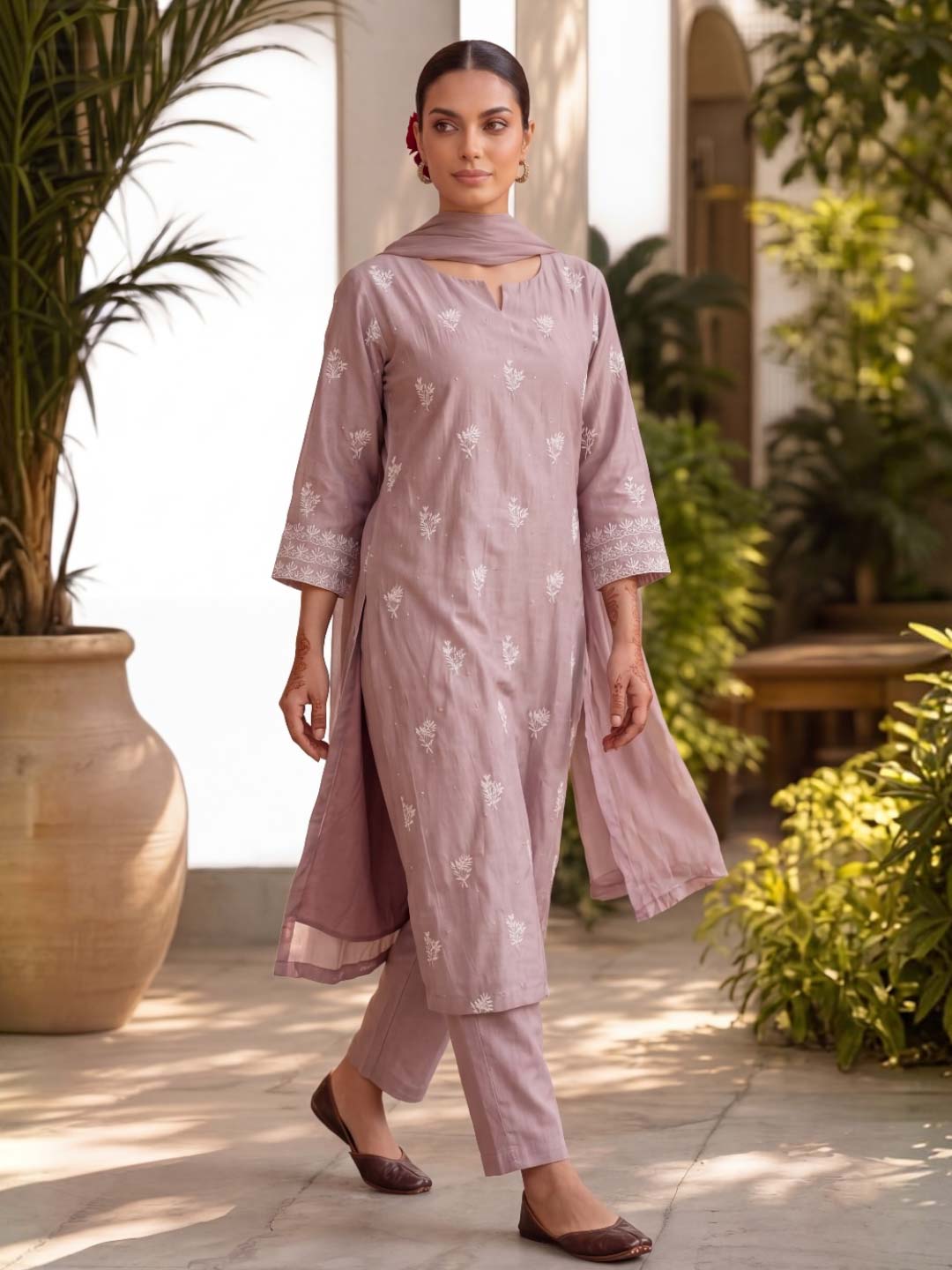 MAUVE CHANDERI SUIT SET WITH EMBROIDERY