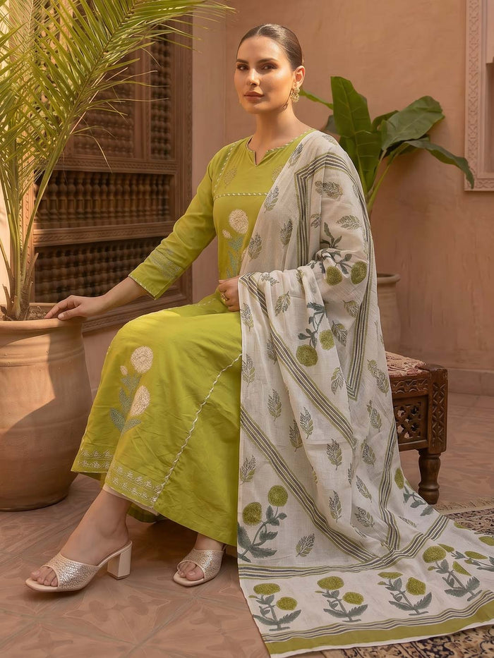 OLIVE GREEN COTTON HANDBLOCK SUIT SET