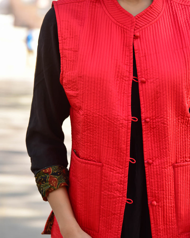 FLORAL RED SILK & COTTON QUILTED JACKET