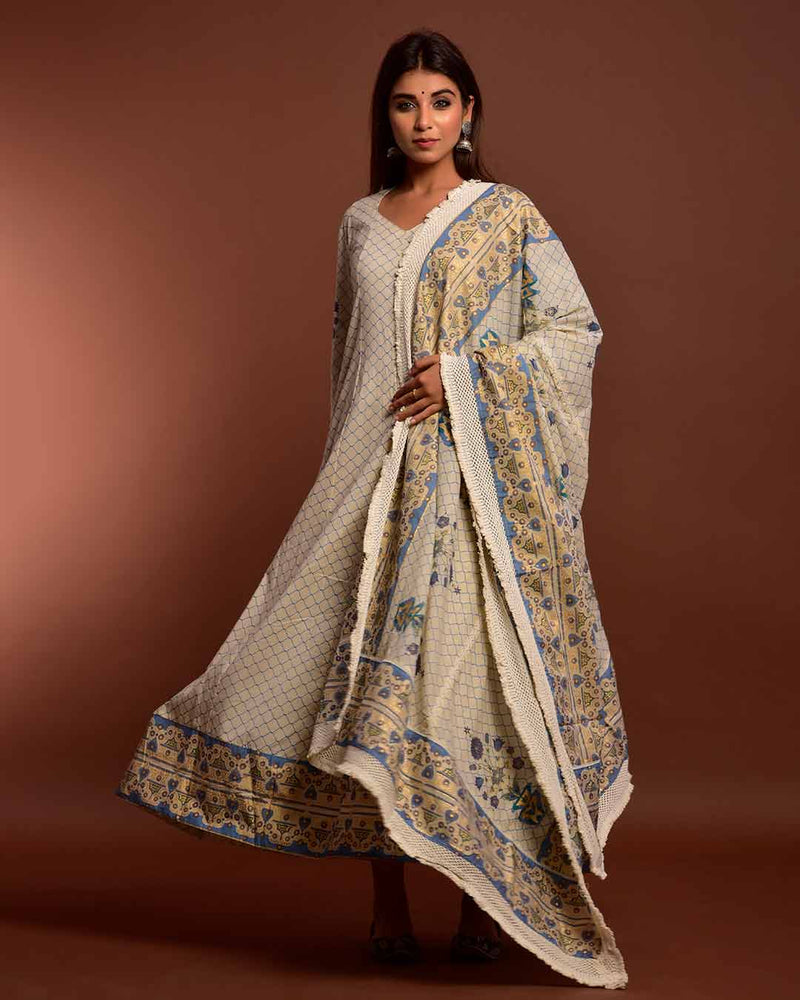 CREAM GOWN WITH DUPATTA