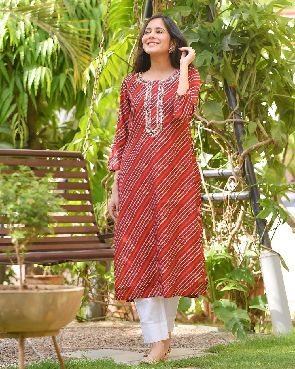 MAROON MUSLIN KURTA WITH GOTTA WORK