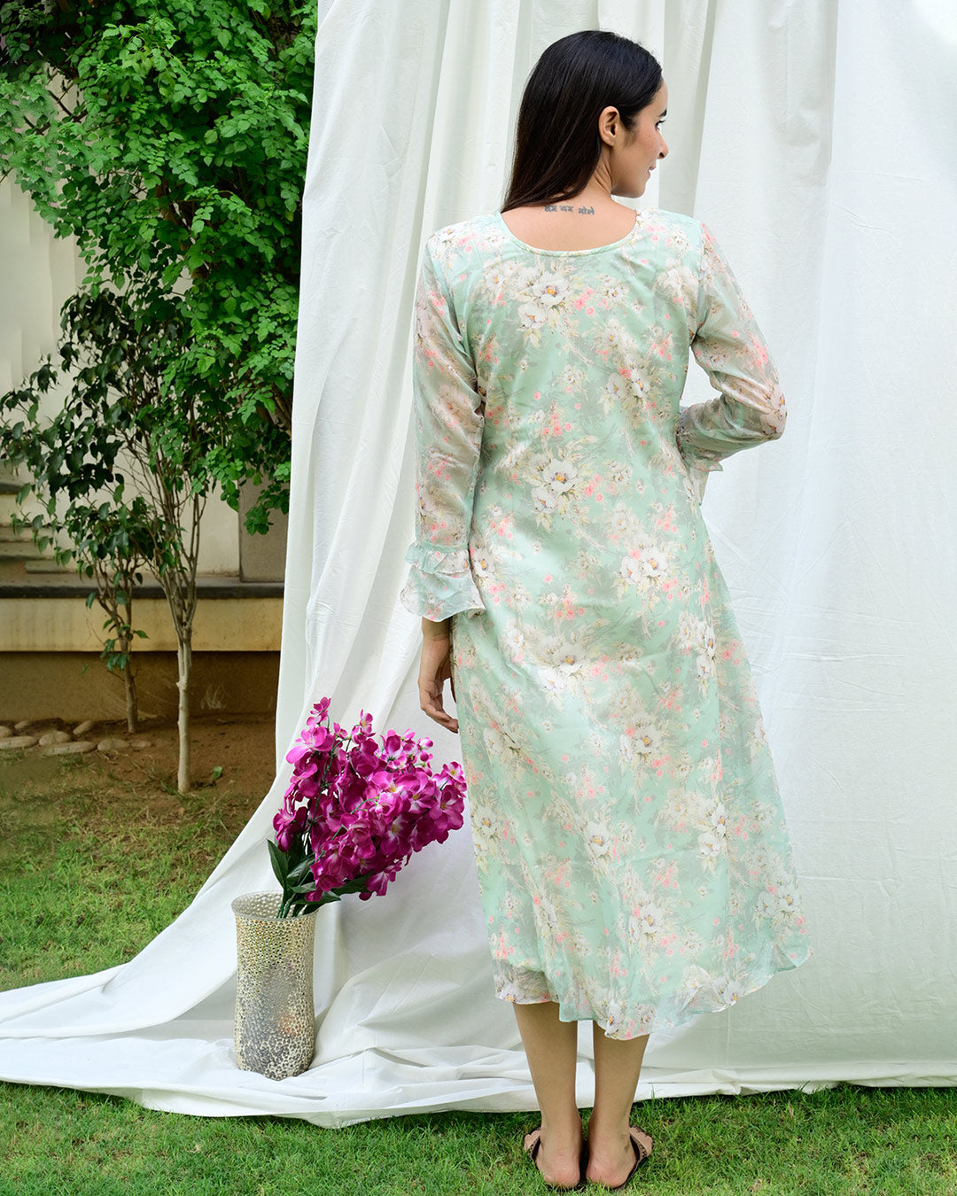 MINT GREEN FLORAL CHIFFON DRESS Gulabi Dori MINT GREEN FLORAL CHIFFON DRESS Gulabi Dori