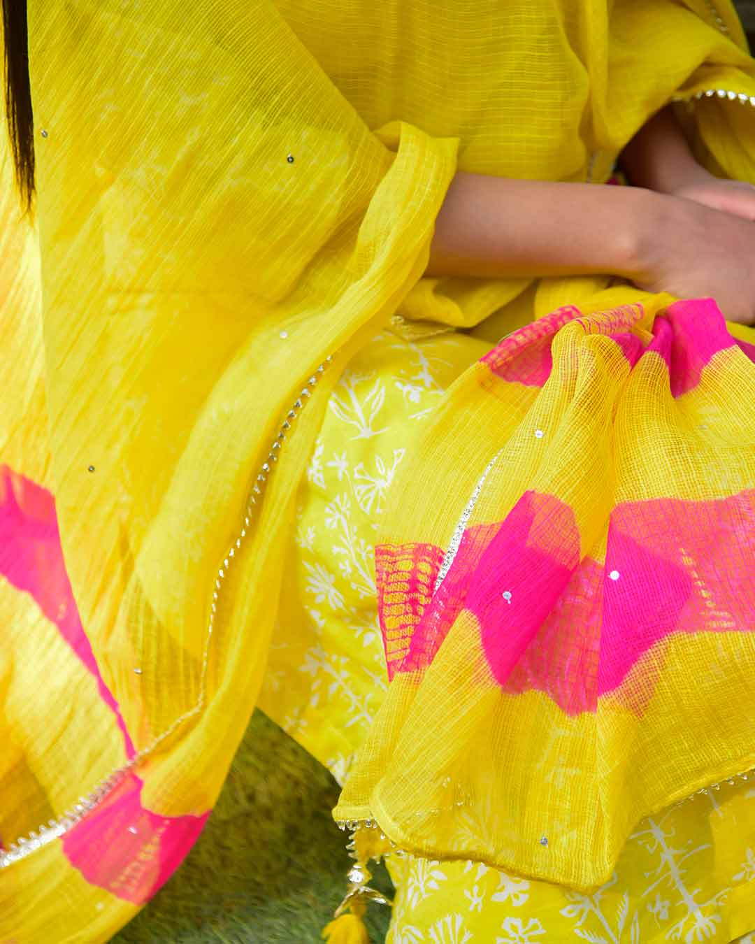 LIME GREEN & YELLOW HANDBLOCK SUIT SET