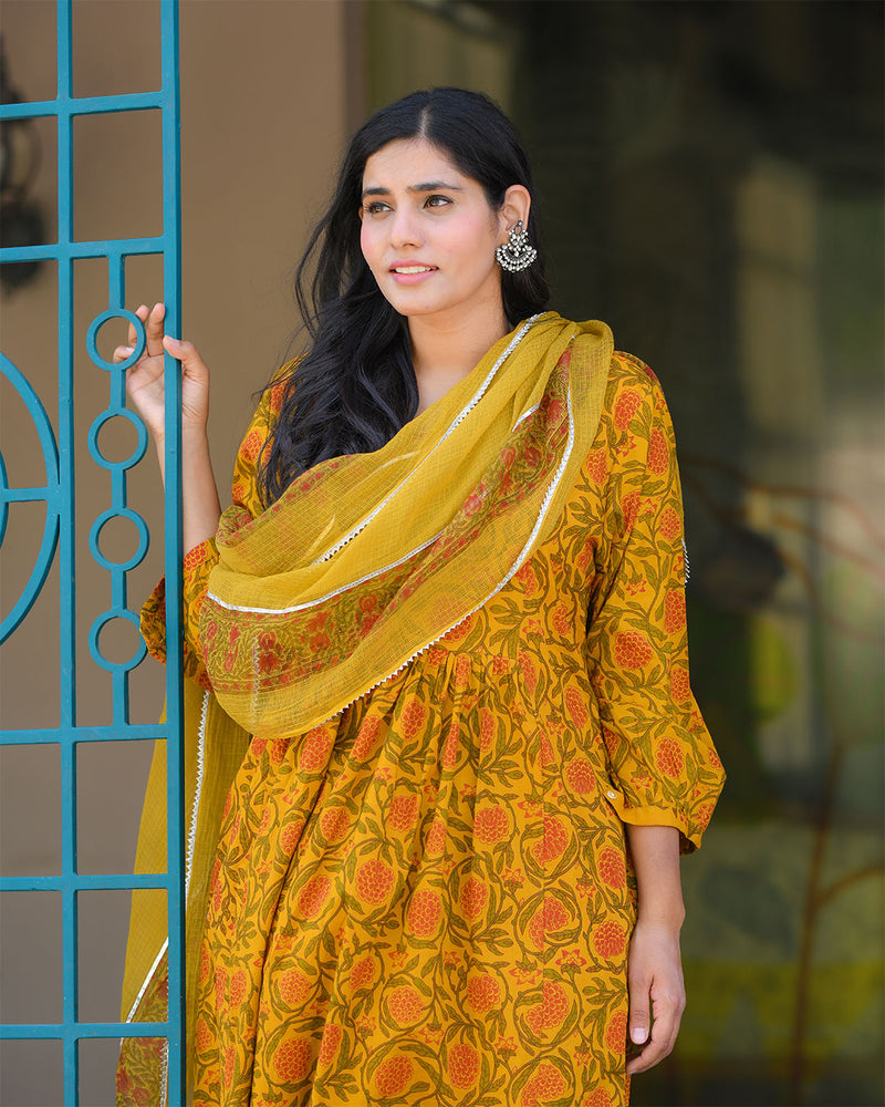 MUSTARD COTTON HANDBLOCK SUIT SET