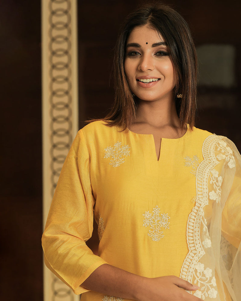 YELLOW & WHITE ORGANZA SUIT SET WITH EMBROIDERY