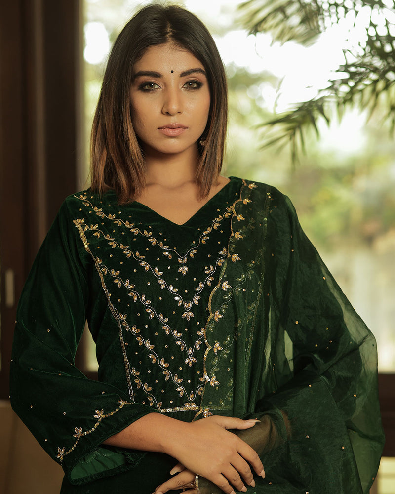 EMERALD GREEN VELVET SUIT SET