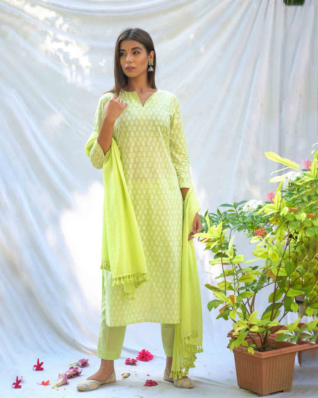 LIME HANDBLOCK SUIT SET