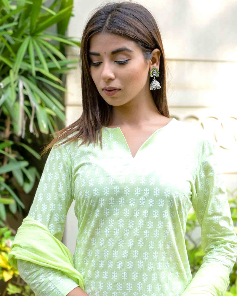 LIME HANDBLOCK SUIT SET