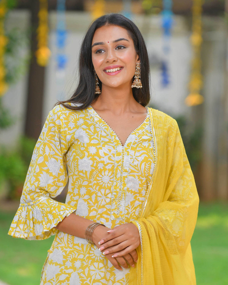 YELLOW & WHITE HANDBLOCK SUIT SET