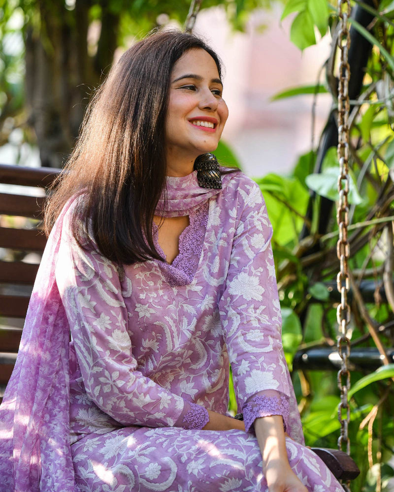 PURPLE HANDBLOCK SUIT SET WITH LACEWORK