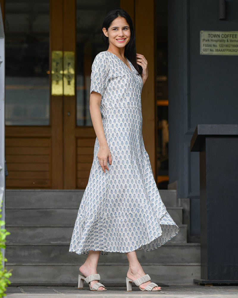 CREAM WHITE WRAP-AROUND DRESS