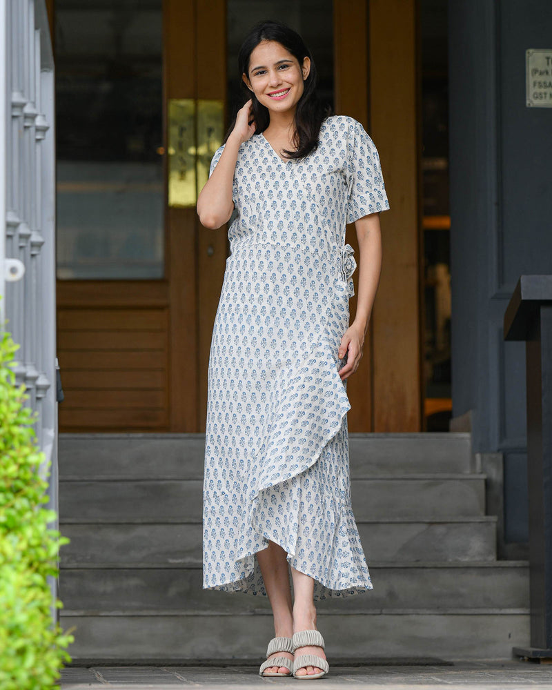 CREAM WHITE WRAP-AROUND DRESS